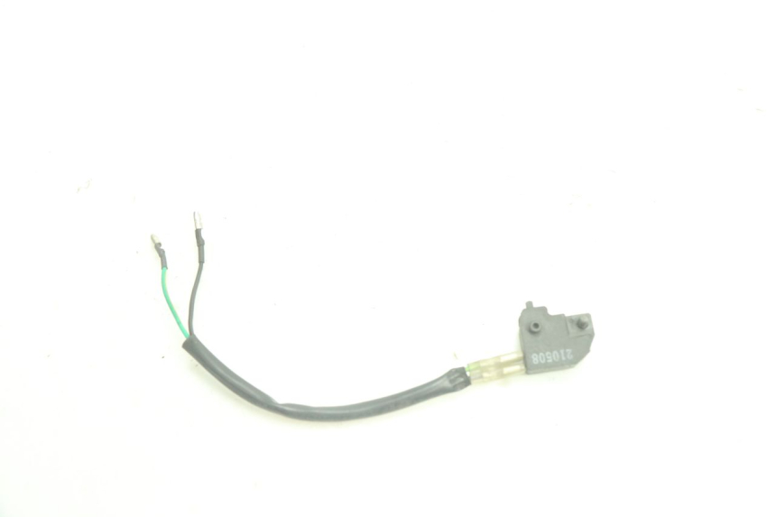 photo de INTERRUPTOR DE LUZ DE FREIO DIREITO KYMCO AGILITY 4T 50 (2018 - 2022) - Outro ângulo de visão