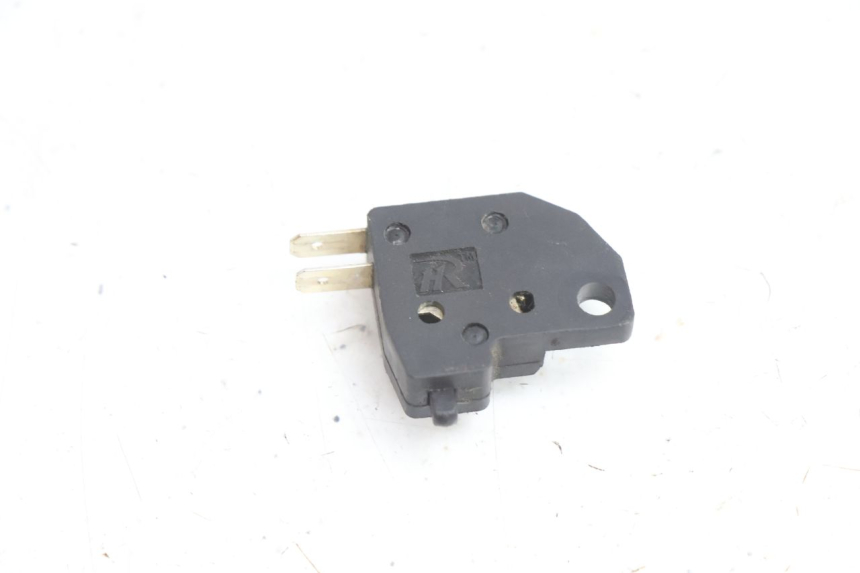 photo de INTERRUPTOR DE LUZ DE FREIO DIREITO KYMCO AGILITY CITY 16P 125 (2015 - 2024) - Detalhe da peça