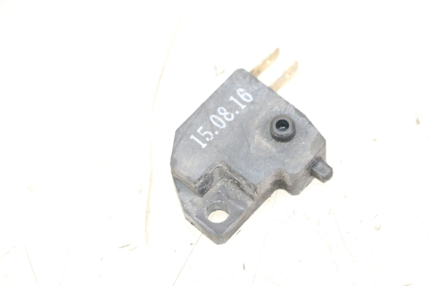 photo de INTERRUPTOR DE LUZ DE FREIO DIREITO KYMCO AGILITY FR 2T 50 (2012 - 2017) - Vista principal