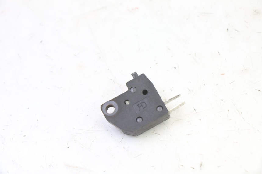 photo de INTERRUPTOR DE LUZ DE FREIO DIREITO TNT MOTOR BOSTON 4T 50 (2018 - 2025) - Vista principal