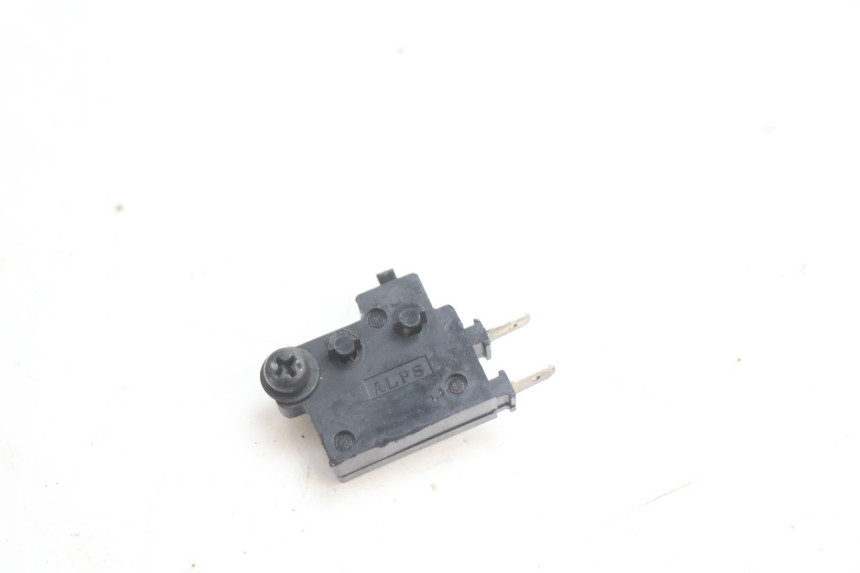 photo de CONTATO DE LUZ DE FREIO DIREITA HONDA CB F HORNET 600 (2005 - 2006) - Vista principal