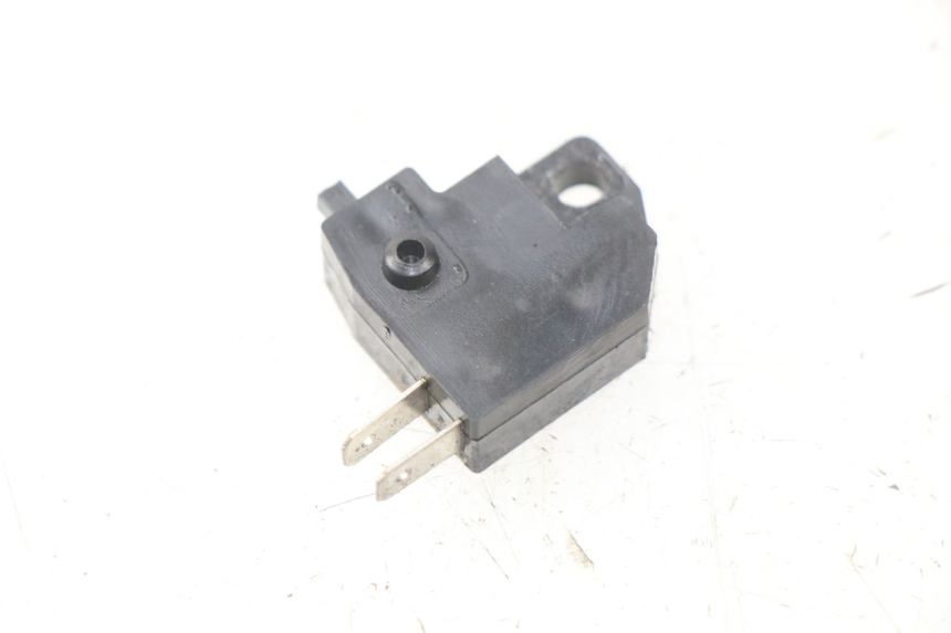 photo de INTERRUPTOR DE LUZ DE FREIO DIREITO JMSTAR CJ12M 125 (2005 - 2007) - Vista principal