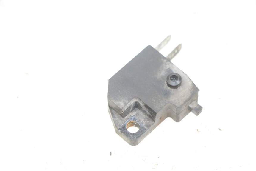 photo de INTERRUPTOR DE LUZ DE FREIO DIREITO KSR CODE 125 (2018 - 2020) - Detalhe da peça