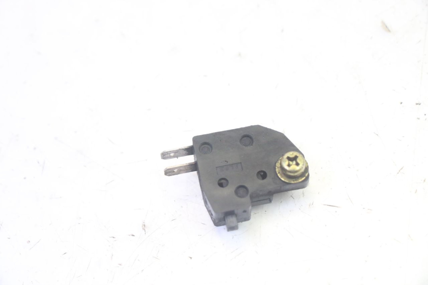 photo de INTERRUPTOR DE LUZ DE FREIO DIREITO SUZUKI DL V STROM 1000 (2002 - 2007) - Detalhe da peça