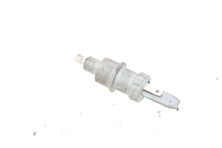photo de INTERRUPTOR DE LUZ DE FREIO DIREITO PEUGEOT ELYSTAR 50 (2002 - 2014) - Vista principal