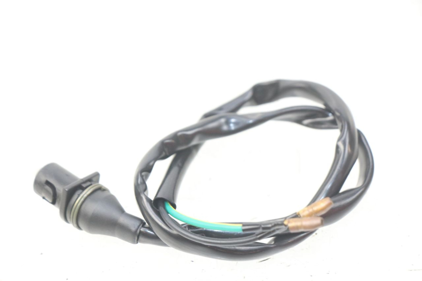 photo de INTERRUPTOR DE LUZ DE FREIO DIREITO JM MOTORS EVOLIS 4T 50 (2018 - 2022) - Zoom do estado de desgaste