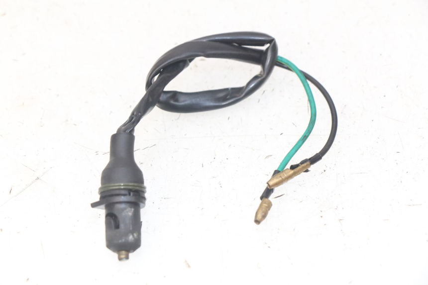 photo de INTERRUPTOR DE LUZ DE FREIO DIREITO JM MOTORS EVOLIS 4T 50 (2018 - 2022) - Vista principal