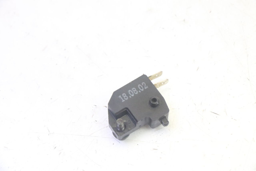 photo de INTERRUPTOR DE LUZ DE FREIO DIREITO SYM FIDDLE 3 III 125 (2014 - 2020) - Zoom do estado de desgaste