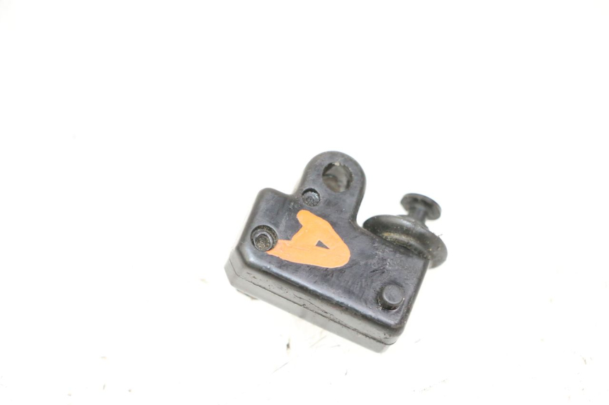 photo de INTERRUPTOR DE LUZ DE FREIO DIREITO YAMAHA FJ 36Y 1100 (1984 - 1985) - Vista principal