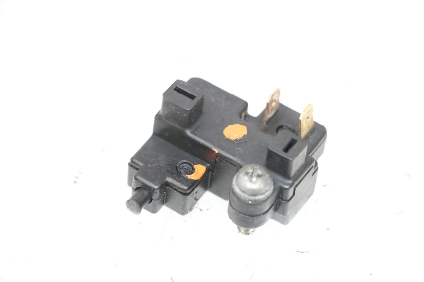 photo de INTERRUPTOR DE LUZ DE FREIO DIREITO YAMAHA FJR ABS 1300 (2006 - 2012) - Zoom do estado de desgaste