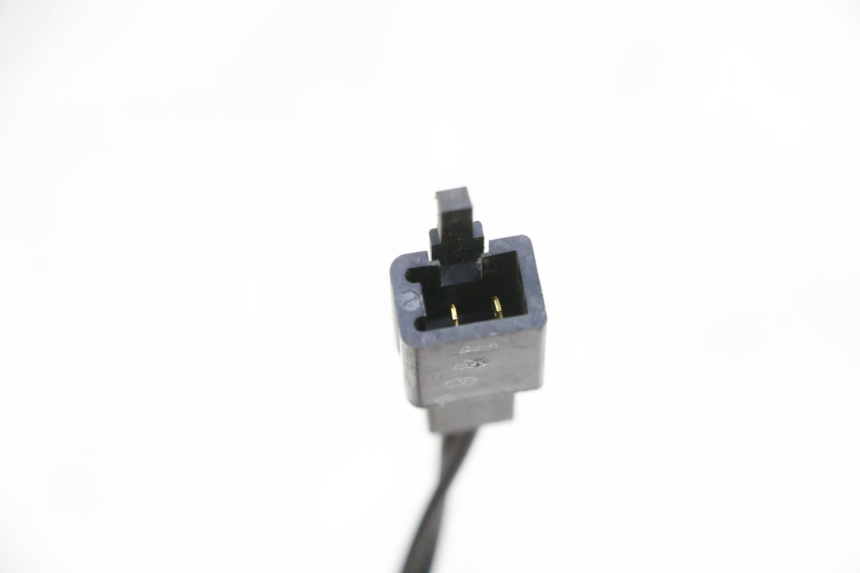 photo de INTERRUPTOR DE LUZ DE FREIO DIREITO MBK FLIPPER 115 (2013 - 2017) - Detalhe da peça