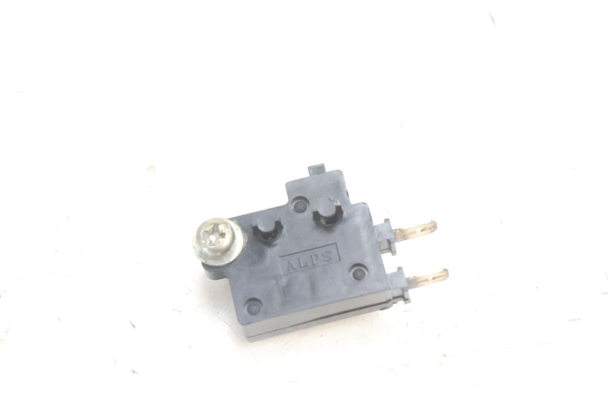 photo de INTERRUPTOR DE LUZ DE FREIO DIREITO YAMAHA FZ8 800 (2010 - 2016) - Vista principal
