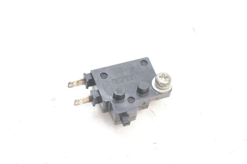 photo de INTERRUPTOR DE LUZ DE FREIO DIREITO YAMAHA FZ8 800 (2010 - 2016) - Detalhe da peça