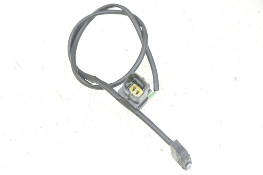 photo de INTERRUPTOR DE LUZ DE FREIO DIREITO PEUGEOT GEOPOLIS RS 125 (2007 - 2009) - Detalhe da peça