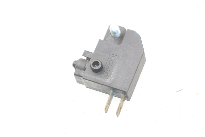 photo de INTERRUPTOR DE LUZ DE FREIO DIREITO SUZUKI GSX-R GSXR 750 (2011 - 2016) - Zoom do estado de desgaste