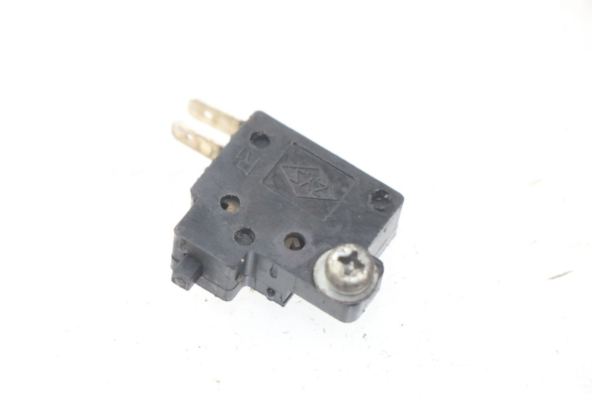 photo de INTERRUPTOR DE LUZ DE FREIO DIREITO SYM GTS EFI ABS 125 (2012 - 2016) - Vista principal