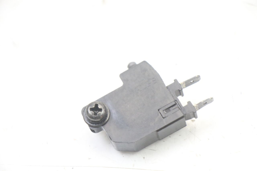 photo de INTERRUPTOR DE LUZ DE FREIO DIREITO HONDA PCX (JF57/JF64) 125 (2014 - 2018) - Vista principal