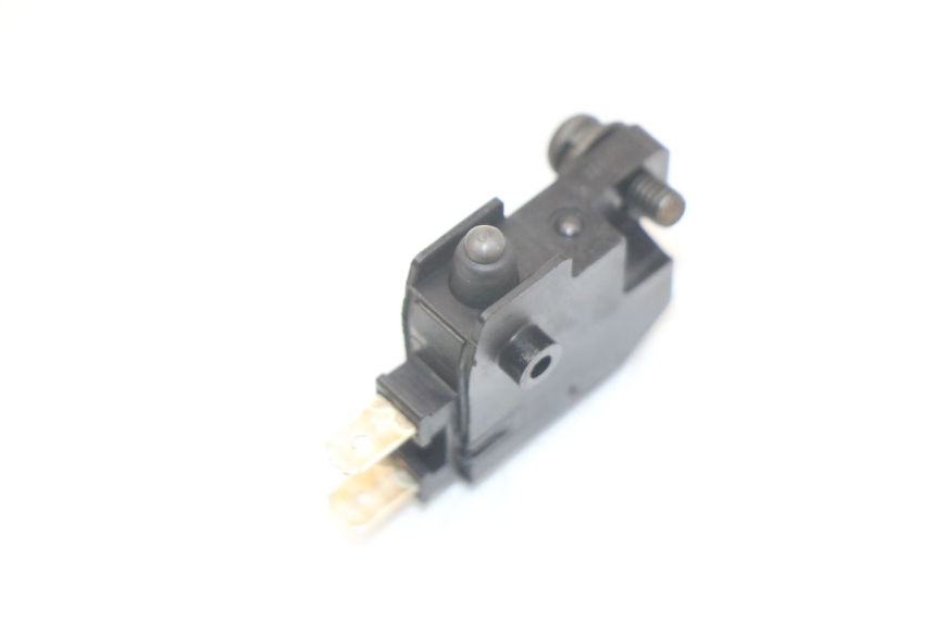 photo de INTERRUPTOR DE LUZ DE FREIO DIREITO HONDA INTEGRA NC D 750 (2016 - 2018) - Detalhe da peça