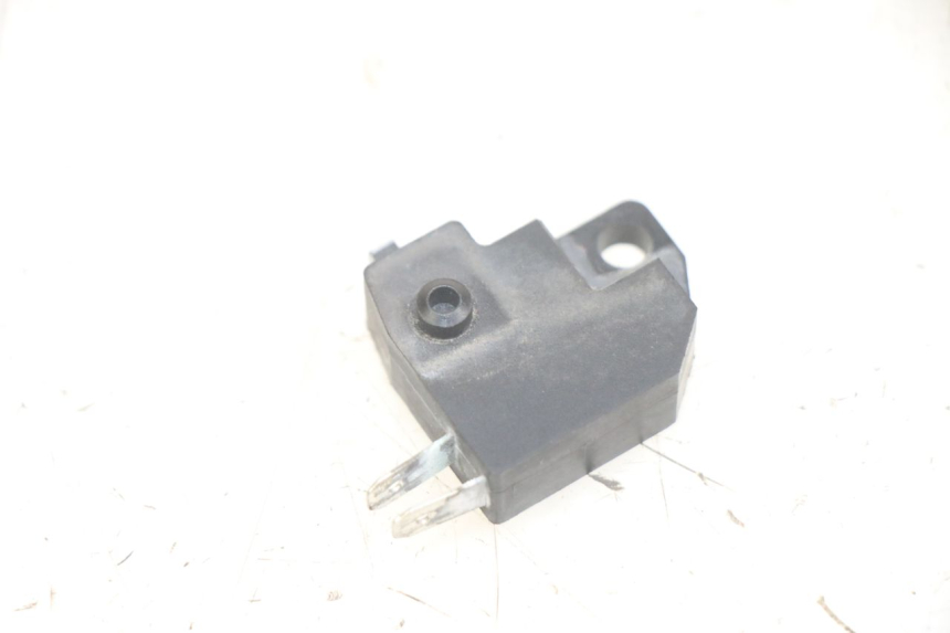 photo de INTERRUPTOR DE LUZ DE FREIO DIREITO SYM JET 14 4T 50 (2018 - 2022) - Vista principal