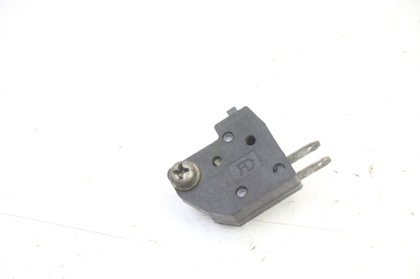 photo de INTERRUPTOR DE LUZ DE FREIO DIREITO SYM JET 14 4T 50 (2018 - 2022) - Vista principal