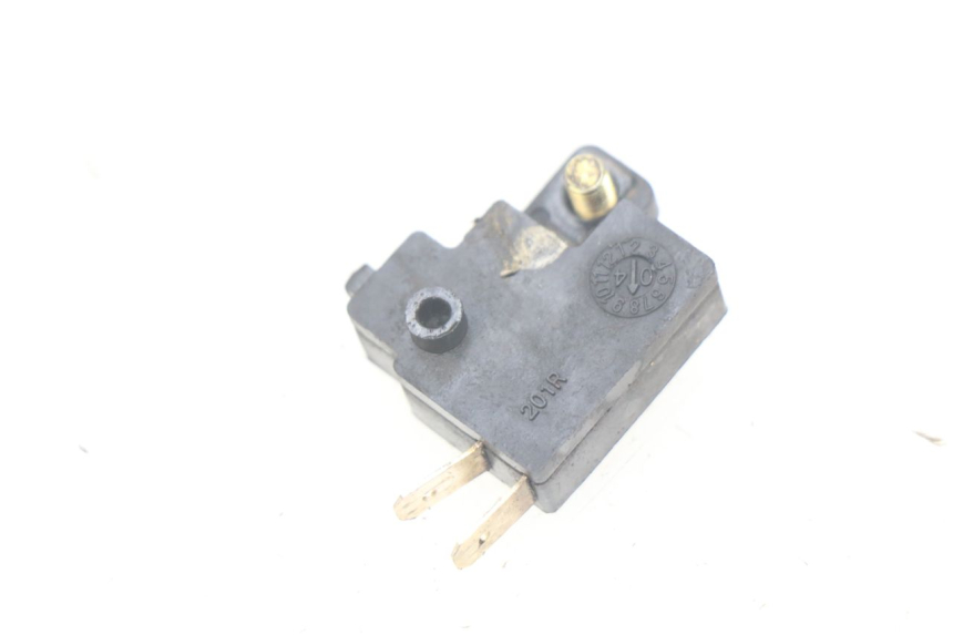photo de INTERRUPTOR DE LUZ DE FREIO DIREITO SYM JET EURO X 2T 50 (2003 - 2007) - Vista principal