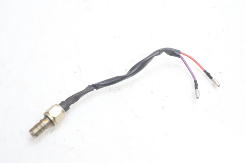 photo de INTERRUPTOR DE LUZ DE FREIO DIREITO RIDE JUMP 2T 50 (2012 - 2017) - Vista principal