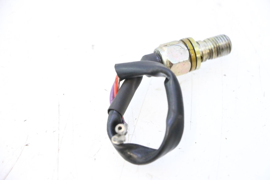 photo de INTERRUPTOR DE LUZ DE FREIO DIREITO RIDE JUMP 2T 50 (2012 - 2017) - Detalhe da peça