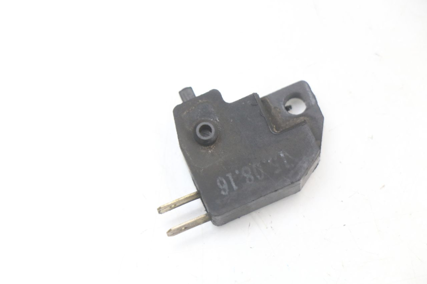 photo de INTERRUPTOR DE LUZ DE FREIO DIREITO KYMCO K-PW K-PIPE 50 (2012 - 2017) - Vista principal