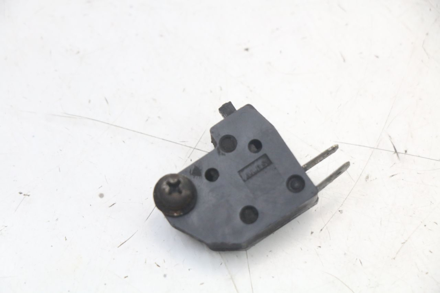 photo de INTERRUPTOR DE LUZ DE FREIO DIREITO KAWASAKI GTR 1000 (1994 - 2004) - Vista principal