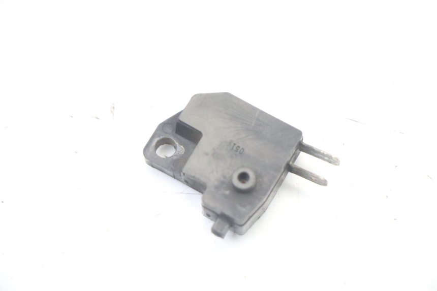 photo de INTERRUPTOR DE LUZ DE FREIO DIREITO KAWASAKI ZR7 ZR-7 S 750 (1999 - 2004) - Outro ângulo de visão