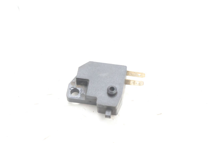 photo de INTERRUPTOR DE LUZ DE FREIO DIREITO PEUGEOT KISBEE 2T 50 (2010 - 2017) - Outro ângulo de visão