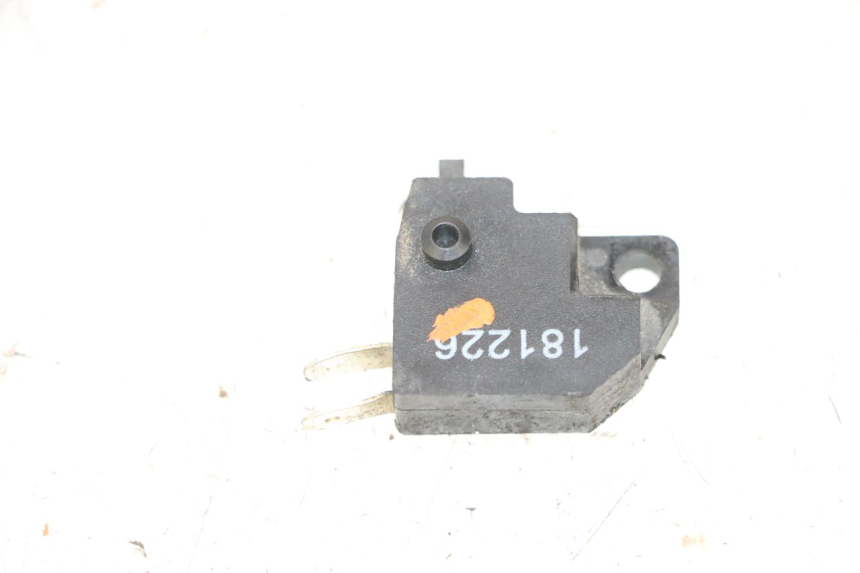 photo de INTERRUPTOR DE LUZ DE FREIO DIREITO PEUGEOT KISBEE 4T 50 (2018 - 2022) - Vista principal