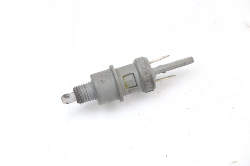 photo de INTERRUPTOR DE LUZ DE FREIO DIREITO RENAULT KOURANOS 125 (2001 - 2004) - Vista principal