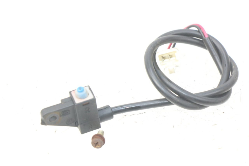 photo de INTERRUPTOR DE LUZ DE FREIO DIREITO VENESI LOWIGI RETRO JJ50QT-3 50 (2020 - 2022) - Vista principal
