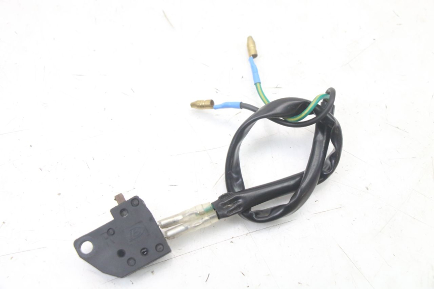 photo de INTERRUPTOR DE LUZ DE FREIO DIREITO MASH CITY 4T 50 (2018 - 2020) - Vista principal