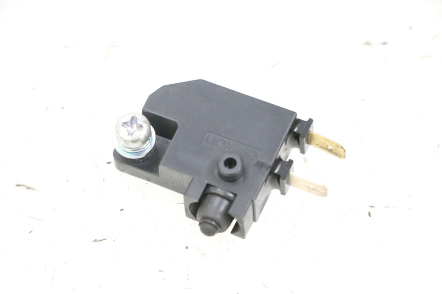 photo de INTERRUPTOR DE LUZ DE FREIO DIREITO YAMAHA NEO'S CORE 1 (2022 - 2026) - Vista principal