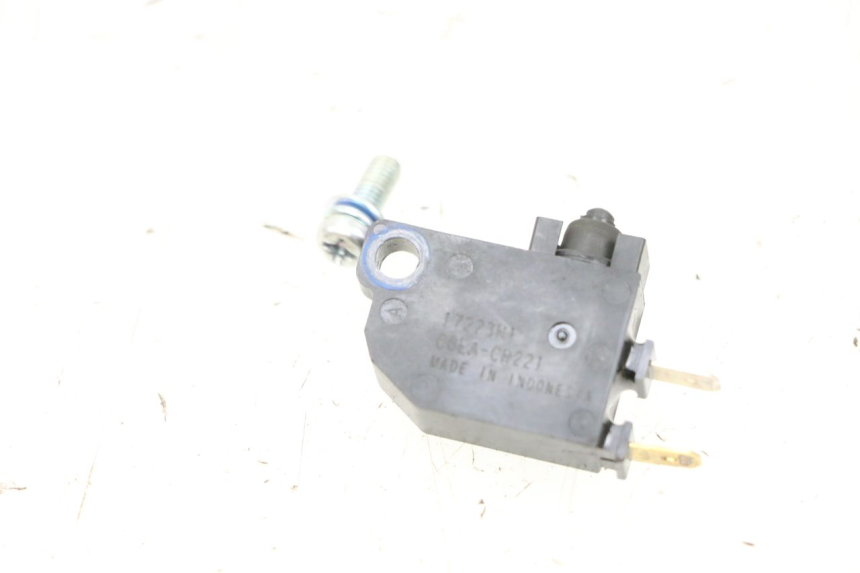 photo de INTERRUPTOR DE LUZ DE FREIO DIREITO YAMAHA NEO'S CORE 1 (2022 - 2026) - Detalhe da peça