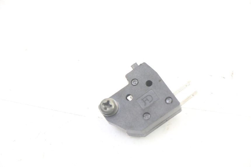 photo de INTERRUPTOR DE LUZ DE FREIO DIREITO SYM ORBIT III 3 4T 50 (2021 - 2025) - Vista principal