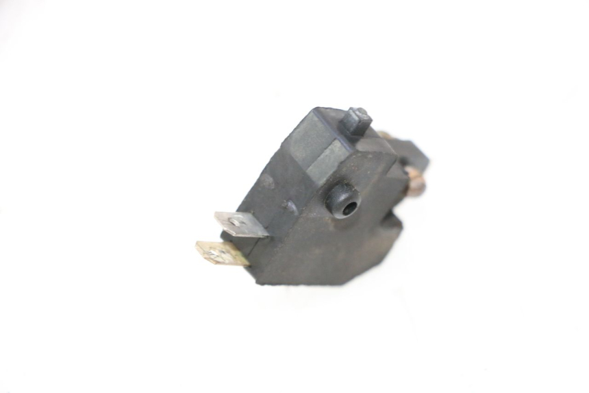 photo de INTERRUPTOR DE LUZ DE FREIO DIREITO IMF INDUSTRIE PACH 2T 50 (2009 - 2013) - Detalhe da peça