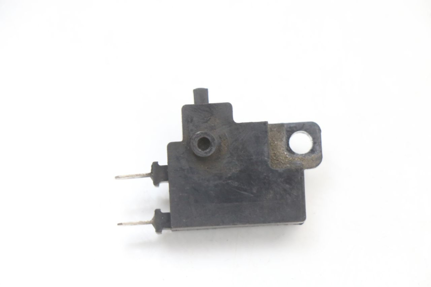 photo de INTERRUPTOR DE LUZ DE FREIO DIREITO HONDA PCX (JF47) 125 (2012 - 2013) - Vista principal