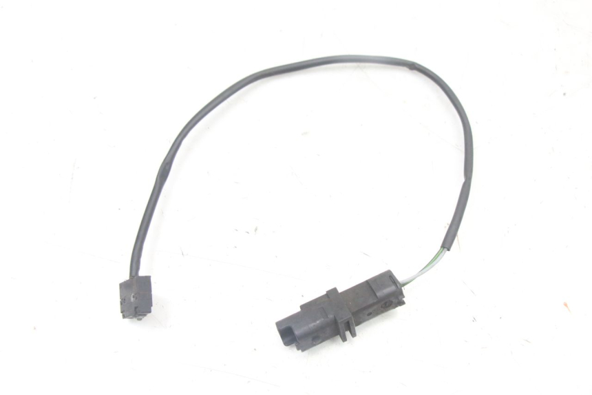 photo de INTERRUPTOR DE LUZ DE FREIO DIREITO PEUGEOT SATELIS COMPRESSOR K15 125 (2006 - 2009) - Vista principal