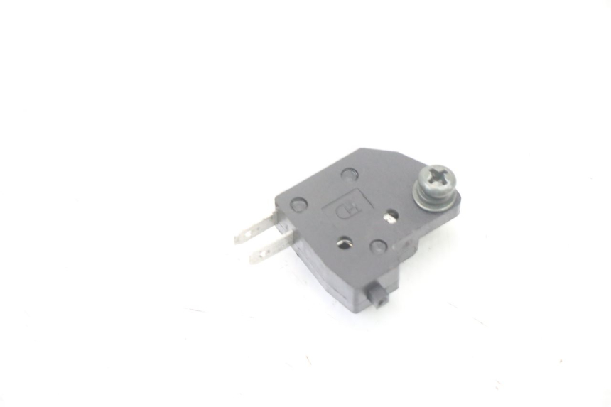 photo de INTERRUPTOR DE LUZ DE FREIO DIREITO PEUGEOT TWEET 4T 50 (2023 - 2025) - Detalhe da peça