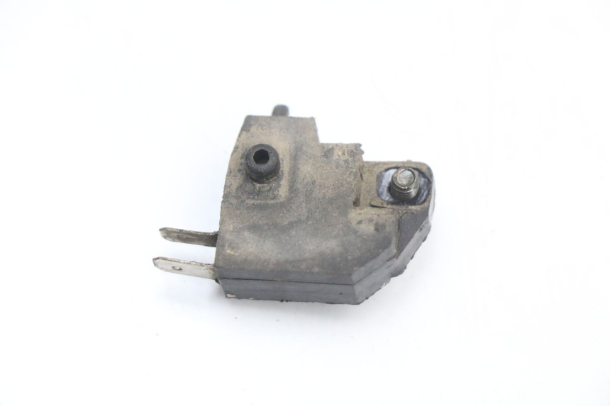 photo de INTERRUPTOR DE LUZ DE FREIO DIREITO YCF PIT BIKE 125 (2010 - 2018) - Zoom do estado de desgaste