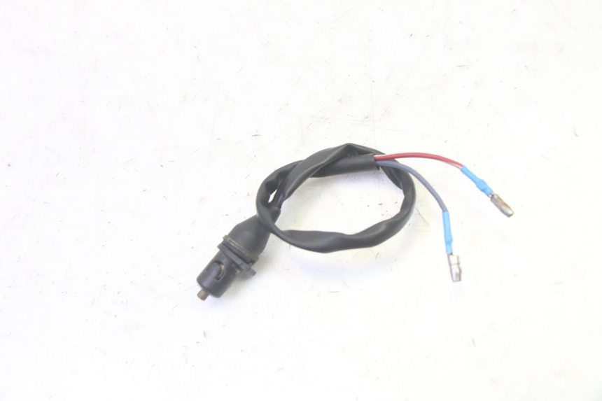 photo de INTERRUPTOR DE LUZ DE FREIO DIREITO RIDE RACE 2T 50 (2012 - 2017) - Zoom do estado de desgaste