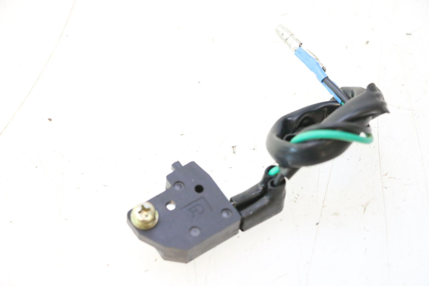 photo de INTERRUPTOR DE LUZ DE FREIO DIREITO TNT MOTOR ROMA 12' 2T 50 (2007 - 2018) - Vista principal