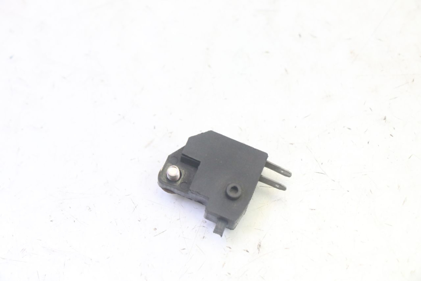 photo de INTERRUPTOR DE LUZ DE FREIO DIREITO DAELIM S1 125 (2007 - 2016) - Outro ângulo de visão