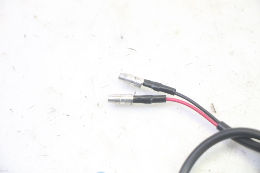 photo de INTERRUPTOR DE LUZ DE FREIO DIREITO JM MOTORS SANTANA EVO 50 (2024 - 2026) - Ampliação técnica