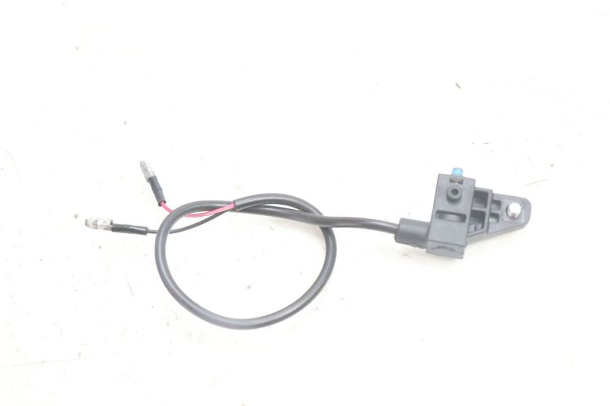 photo de INTERRUPTOR DE LUZ DE FREIO DIREITO JM MOTORS SANTANA EVO 50 (2024 - 2026) - Outro ângulo de visão