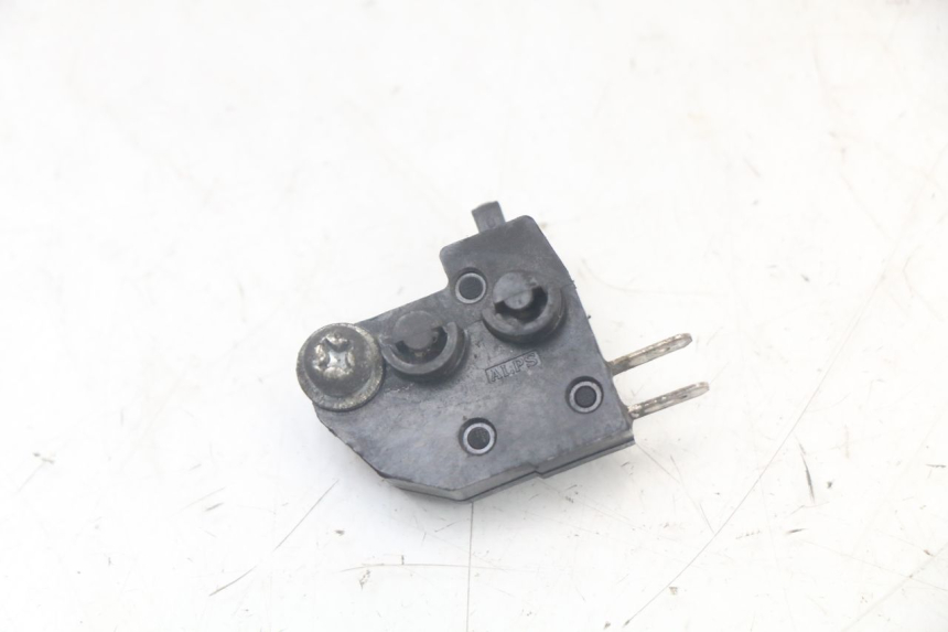 photo de INTERRUPTOR DE LUZ DE FREIO DIREITO PEUGEOT SATELIS 125 (2006 - 2009) - Vista principal