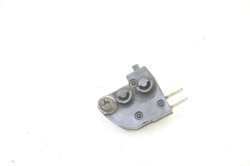 photo de INTERRUPTOR DE LUZ DE FREIO DIREITO PEUGEOT SATELIS 125 (2013 - 2018) - Vista principal